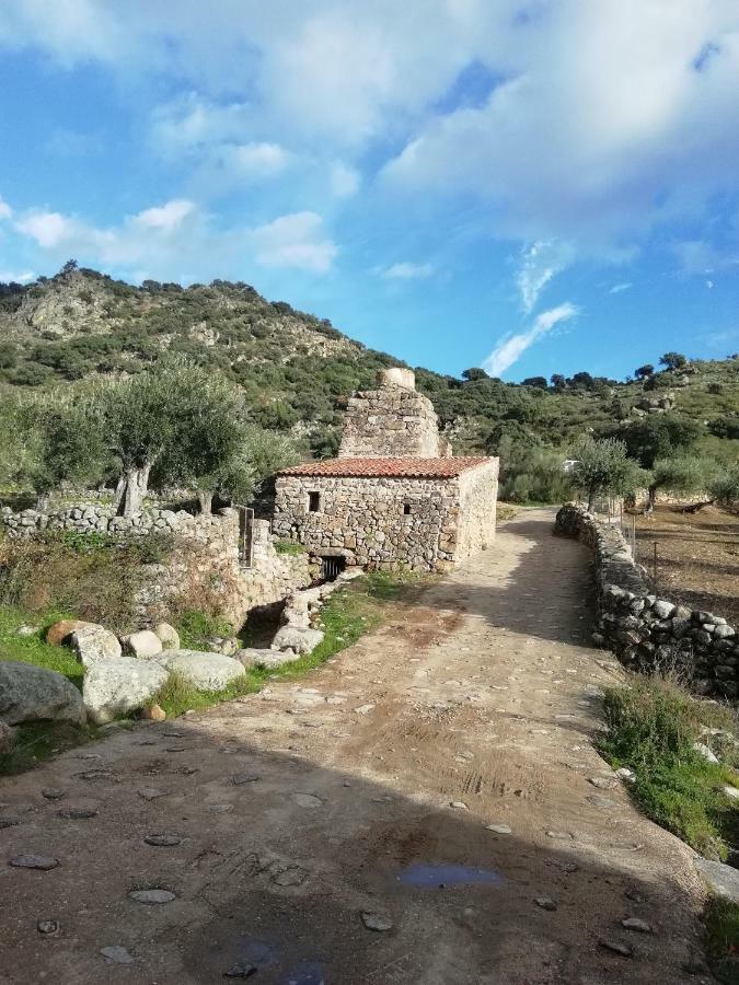 La Casina De Carmina Arroyomolinos de Montánchez Exterior foto